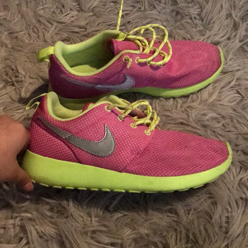 Nike Roshes